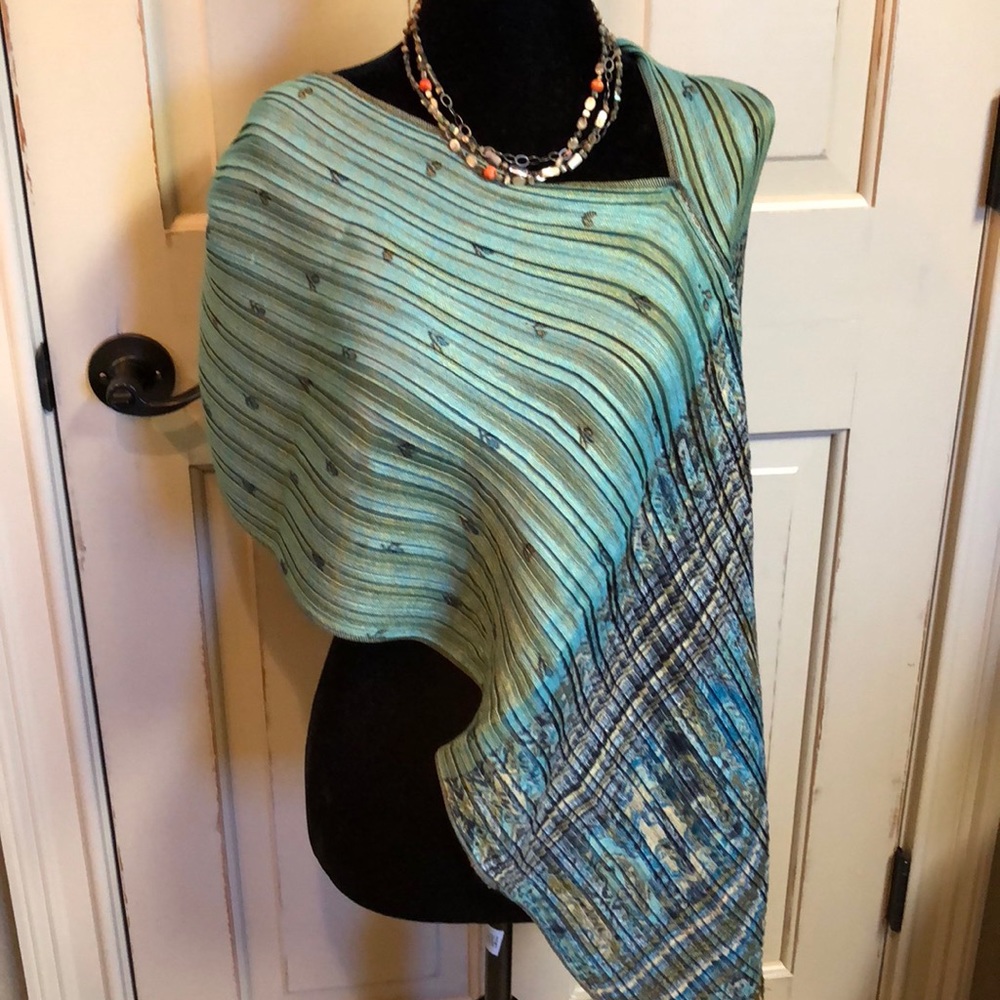 Santa Fe Scarf/Wrap - Picture 2 of 7